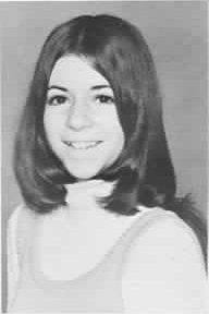 Anyone have a picture of Reine Savarese? Email it to us!